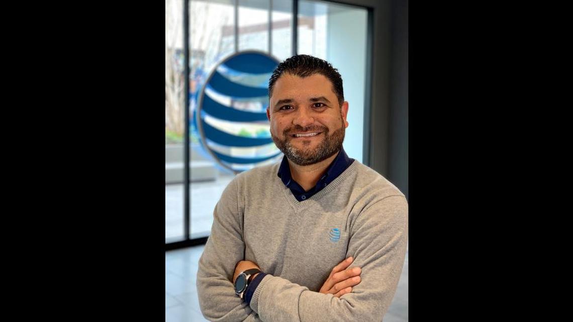 JR Luna has been named vice president and general manager, Florida Mobility at AT&T.