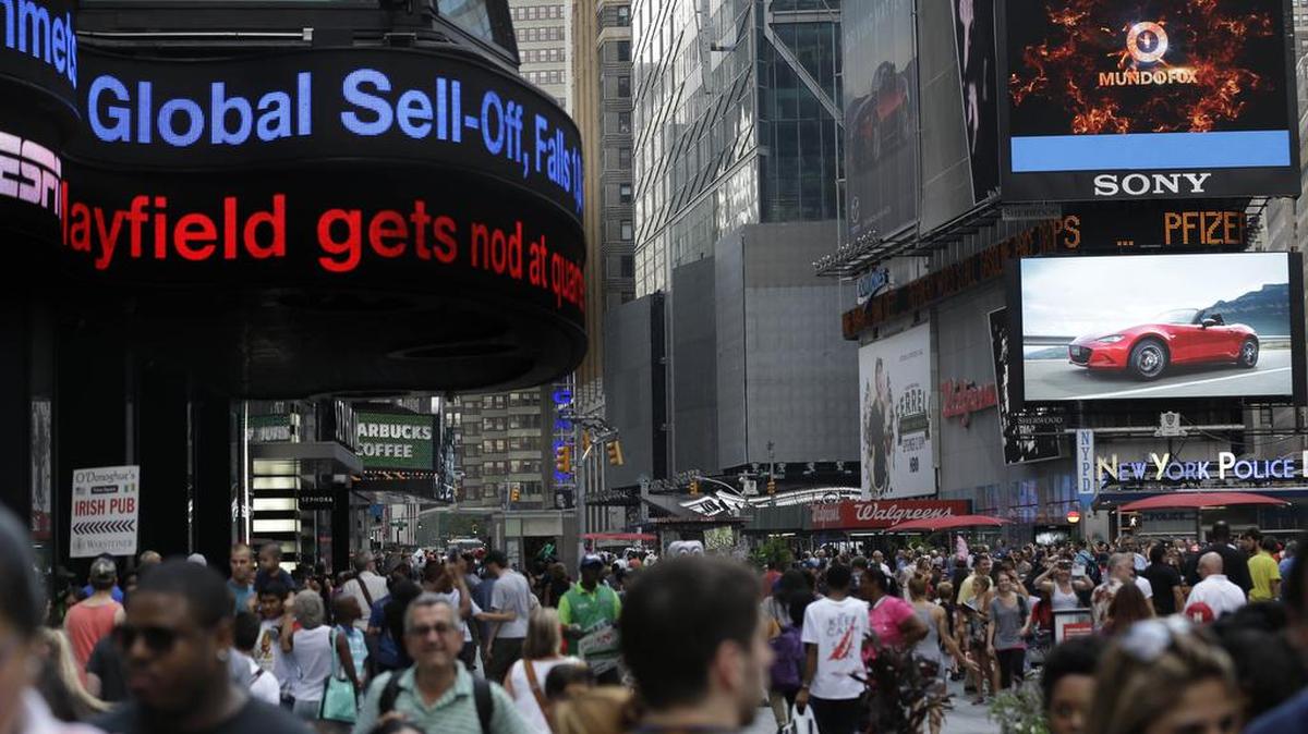 A bull market on Wall Street is developing in recession expectations.