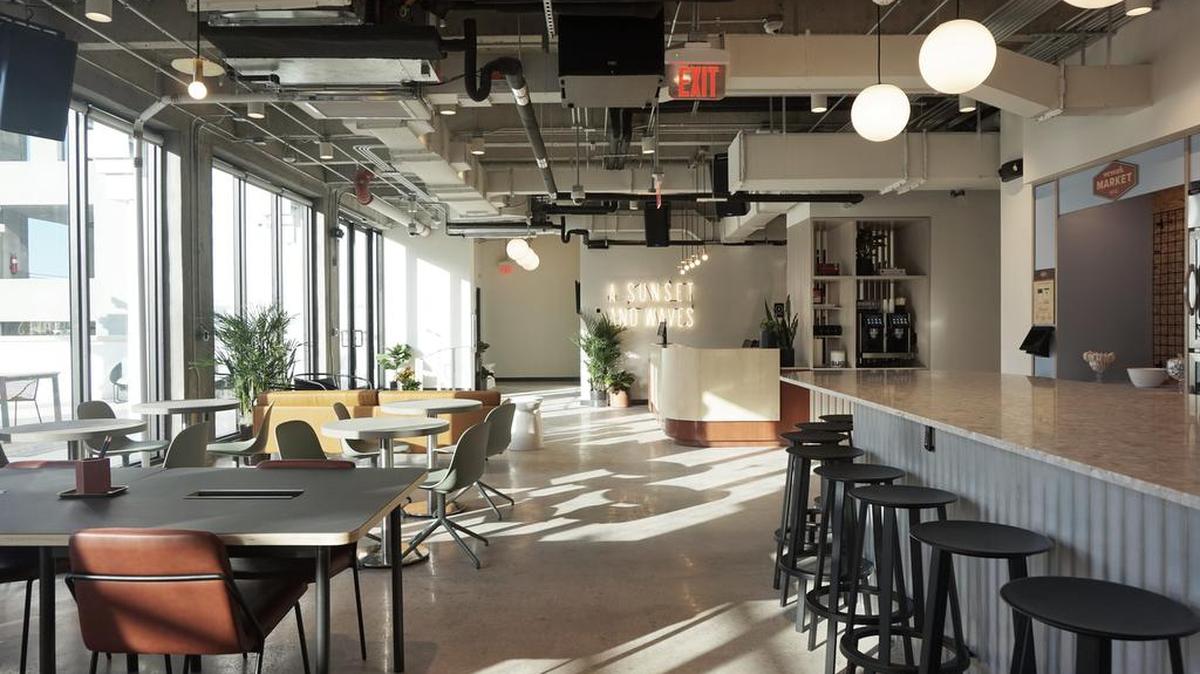 WeWork abrió su quinta sede en Miami a principios de 2018 en Coral Gables. Ahora Amazon tomó espacio de oficina allí.