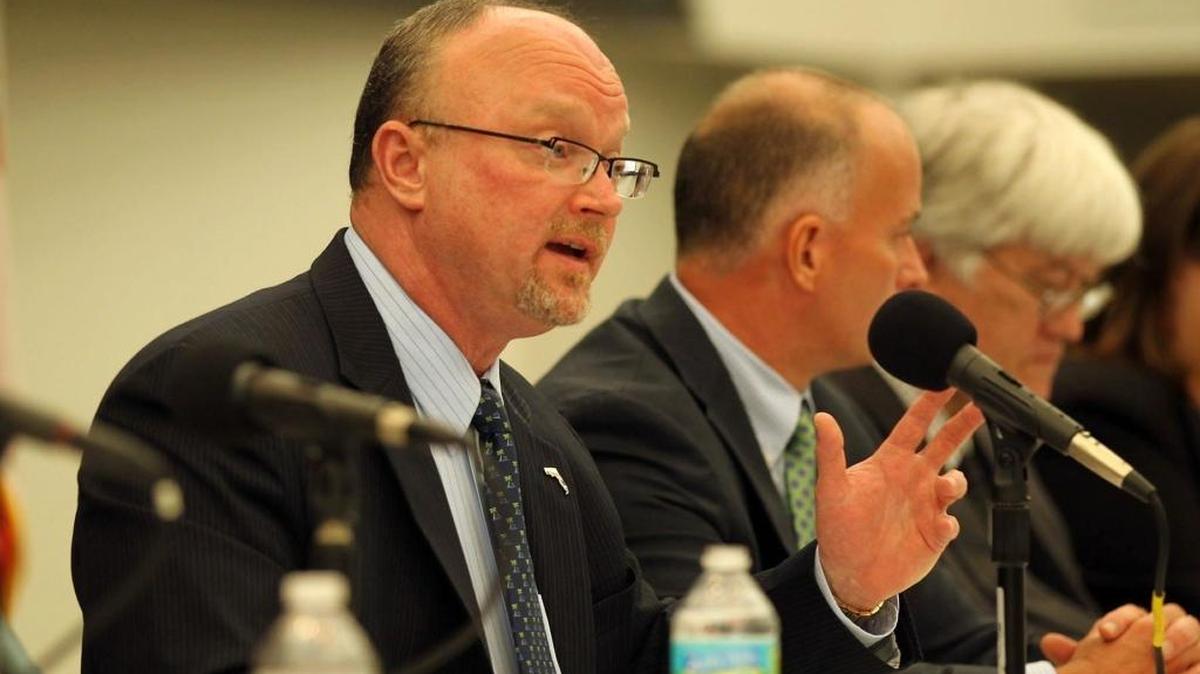 
Kevin McCarty, a commisssioner for the Office of Insurance Regulation, talks at a public hearing for Citizens Property insurance rate increases, at the Miami Dade College Wolfson Campus in September 2012 when Citizens peaked at about 1.5 million policies. 
