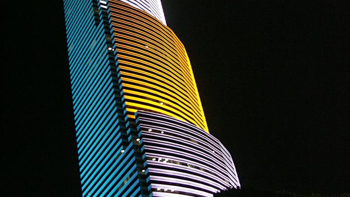 The Miami Tower (known originally as the CenTrust Tower) was designed by architect I.M. Pei, known to many as the last master of high modernist architecture. The building was built in 1987 in downtown Miami.