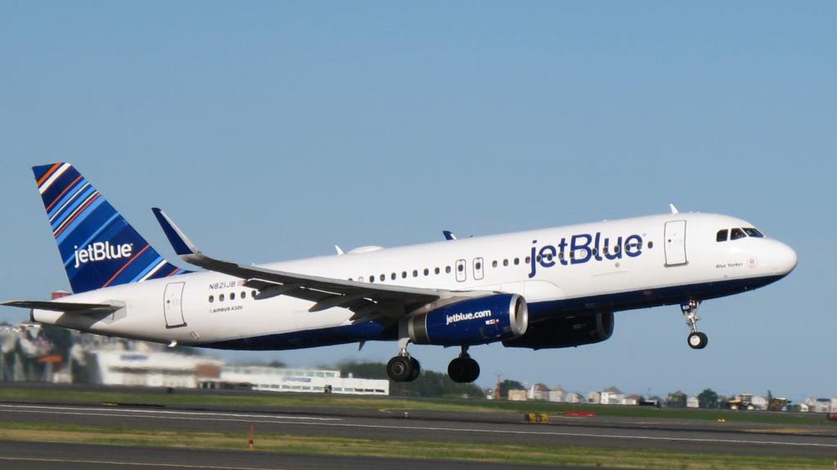 JetBlue plane