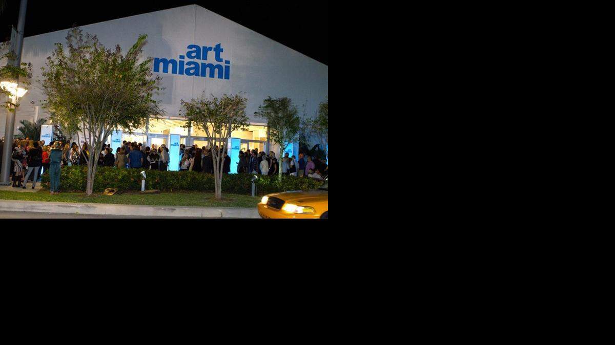 
Art Miami is set up again in Midtown, on NE First Avenue at 31st Street. 
