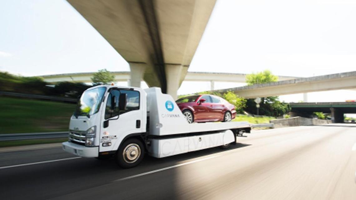 Online auto retailer Carvana is expanding to Miami.