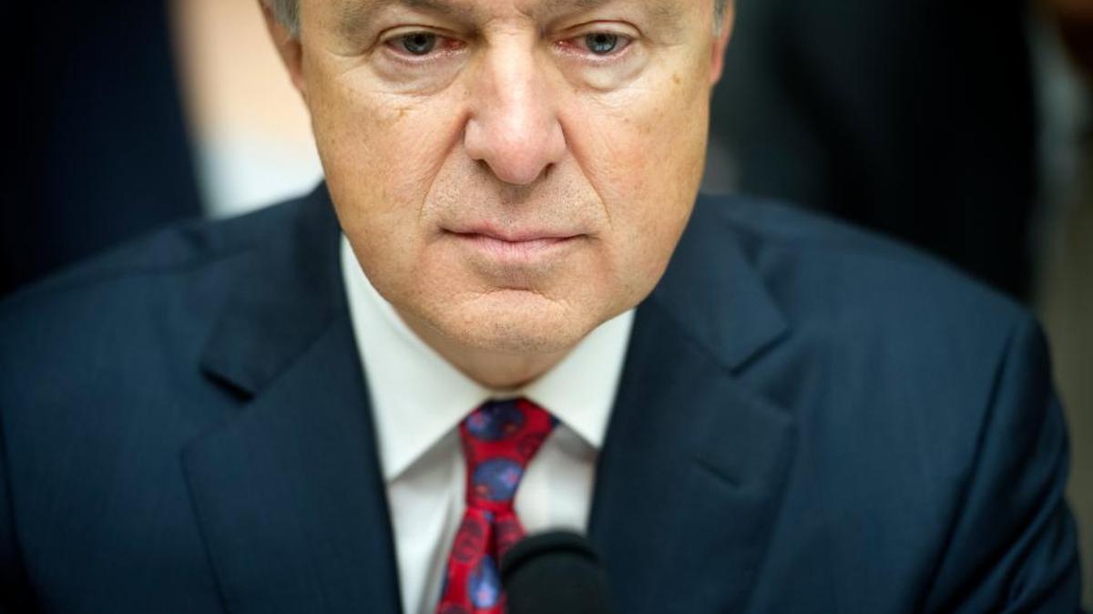 Wells Fargo CEO John Stumpf testifies on Capitol Hill in Washington, Thursday, Sept. 29, 2016, before the House Financial Services Committee investigating Wells Fargo’s opening of unauthorized customer accounts.