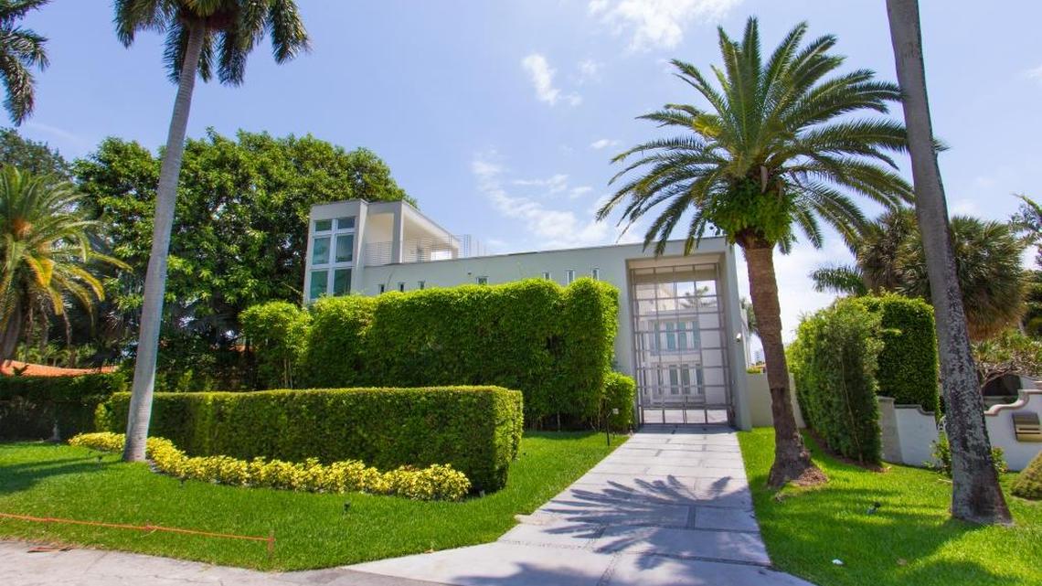 Musician Lil Wayne has sold his Miami Beach mansion at 94 Lagorce Circle for $10 million.