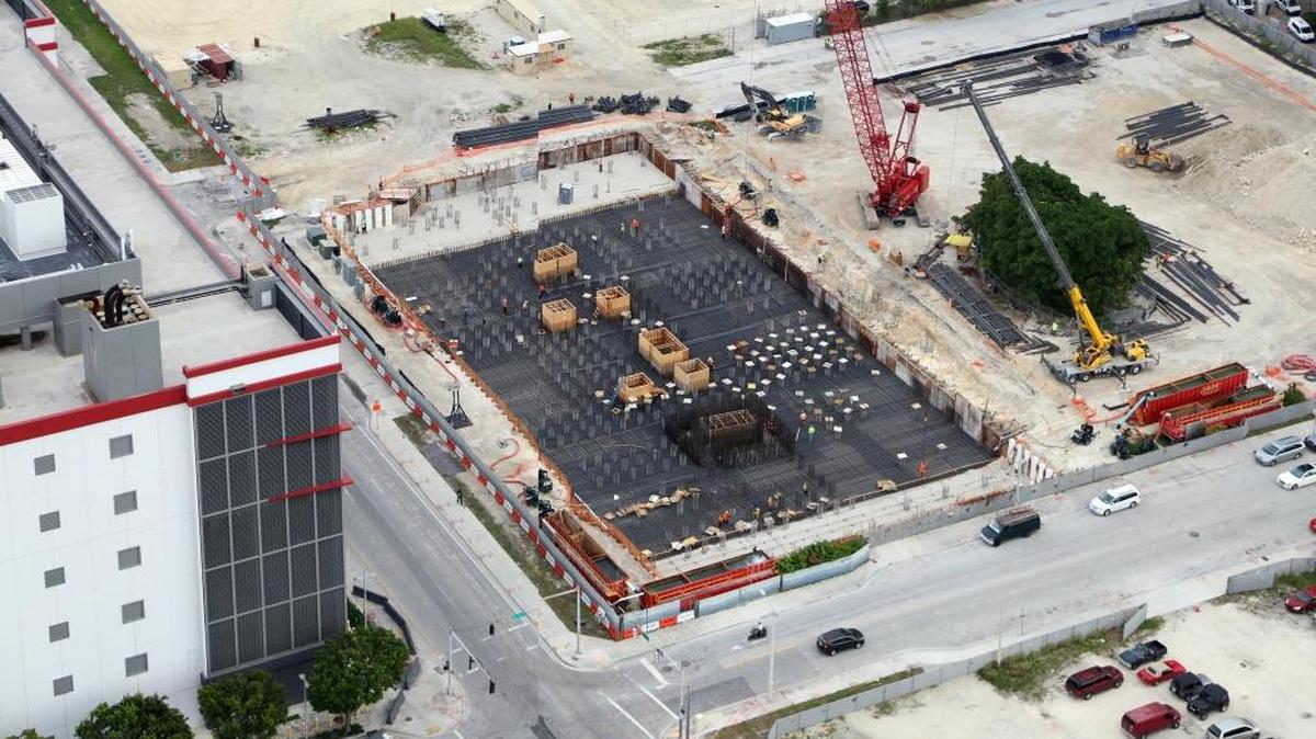 An aerial photo of construction at Paramount Miami Worldcenter