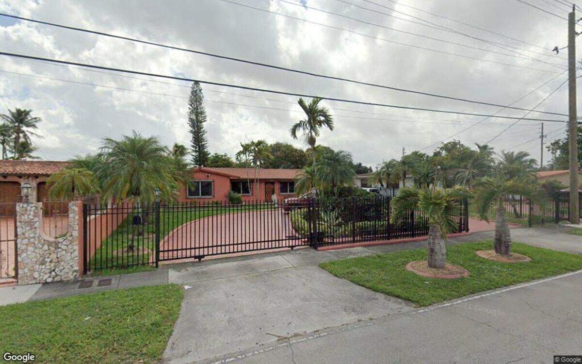 House on 3400 block of West 97th Place