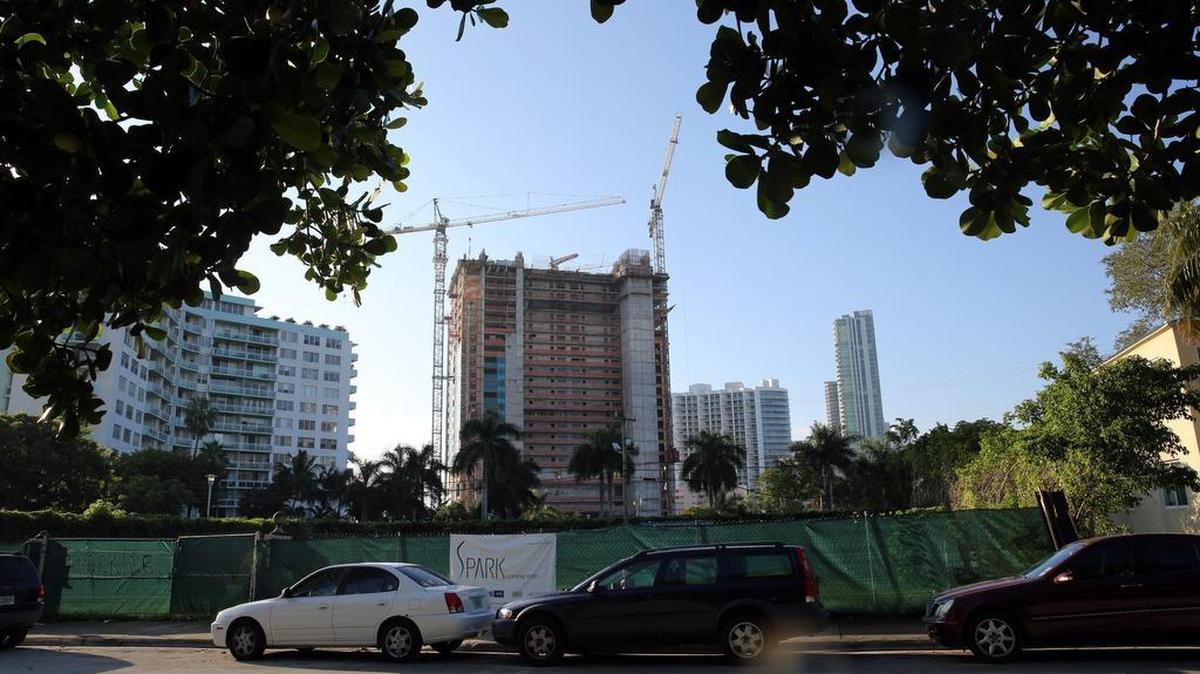 A condo tower under construction in the Edgewater neighborhood.