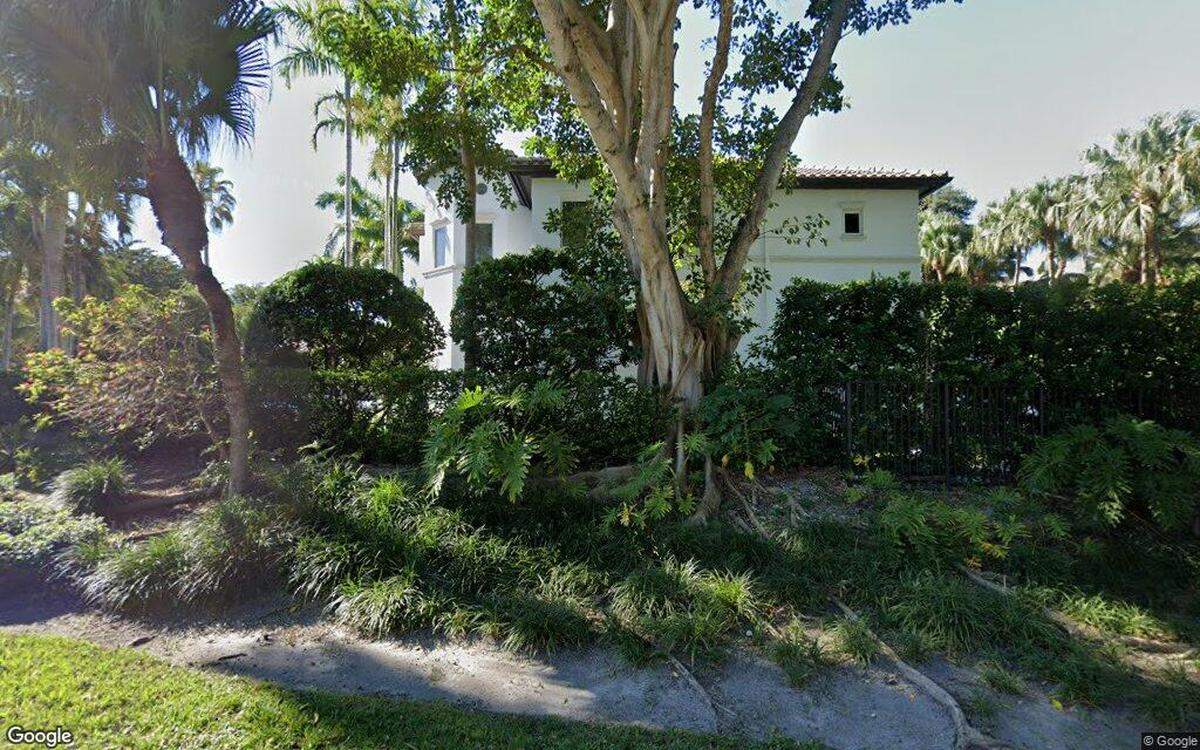 House on 6900 block of Sunrise Court