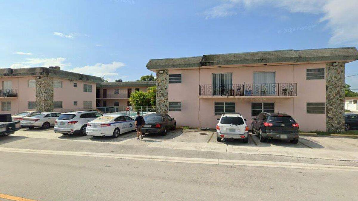 Vivienda en la cuadra 800 de West 30th Street