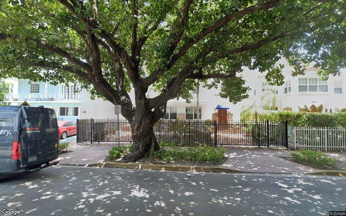House on 900 block of Meridian Avenue