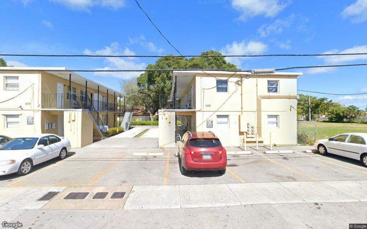 House on 1200 block of Northwest 58th Terrace