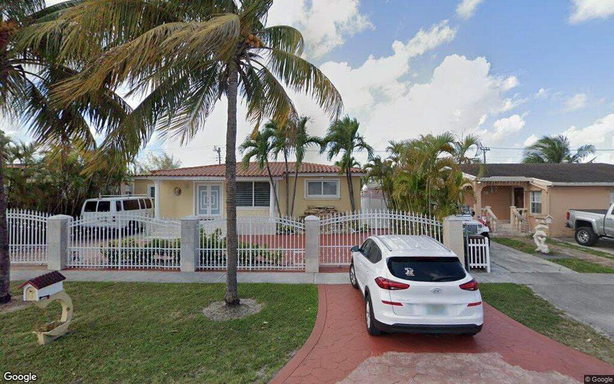 House on first block of West 64th Street