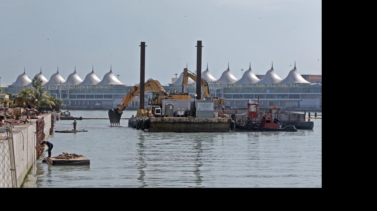 
Dredging and construction work on the mega-yacht marina, mall and hotel project on Watson Island in 2014
