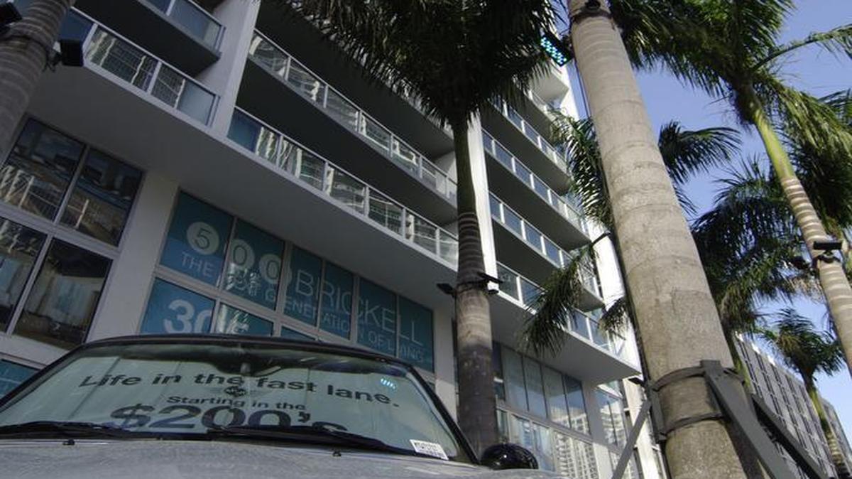 
A tower at the 500 Brickell complex. It’s one of two buildings that are part of the 500 Brickell complex. Defective drywall was only found in the east tower. 
