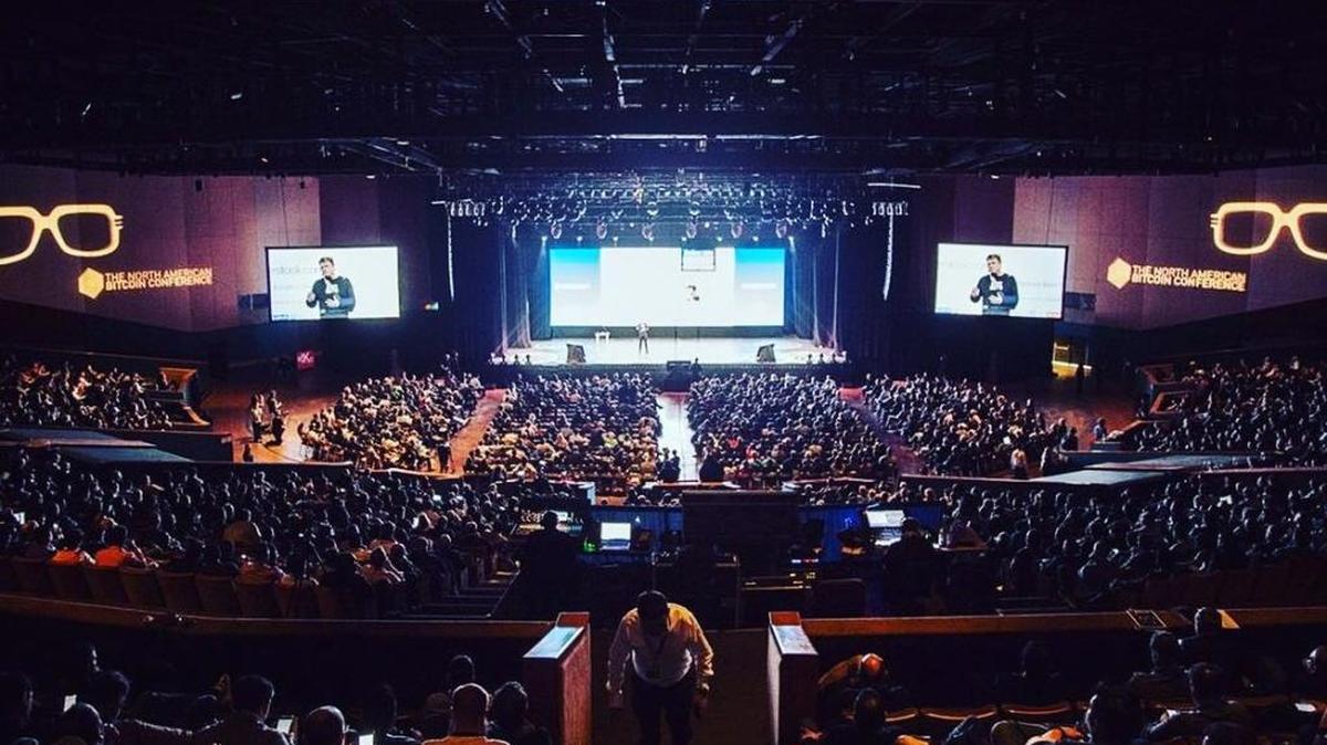 2018 North American Bitcoin Conference keynote speaker Dr. Patrick Byrne takes the stage at the James L. Knight Center in downtown Miami on Jan. 18, 2018.
