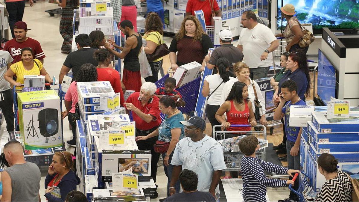 BrandsMart opened its doors on Thursday, giving rabid shoppers a head start on the bargains and special Black Friday sales.
