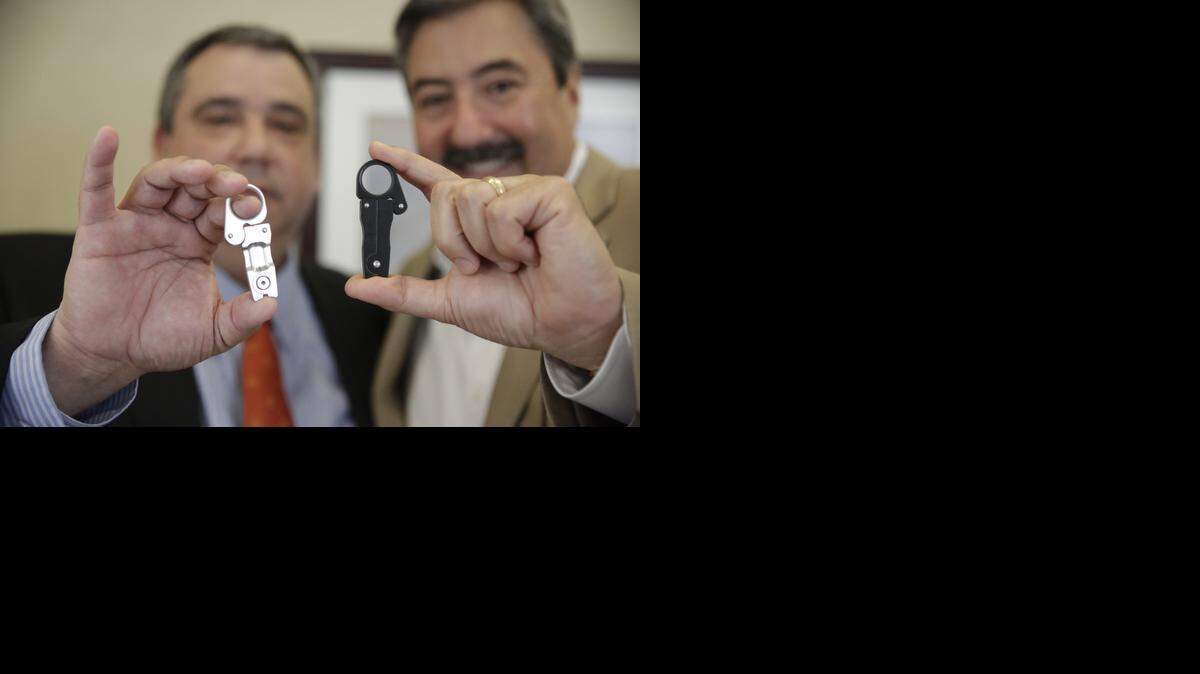 
SIMPLE HEALTHCARE SOLUTION: From left: Dr. Juan Roig and Carlos Hondal formed XDG Technologies to take their XDG Clamp to market.


