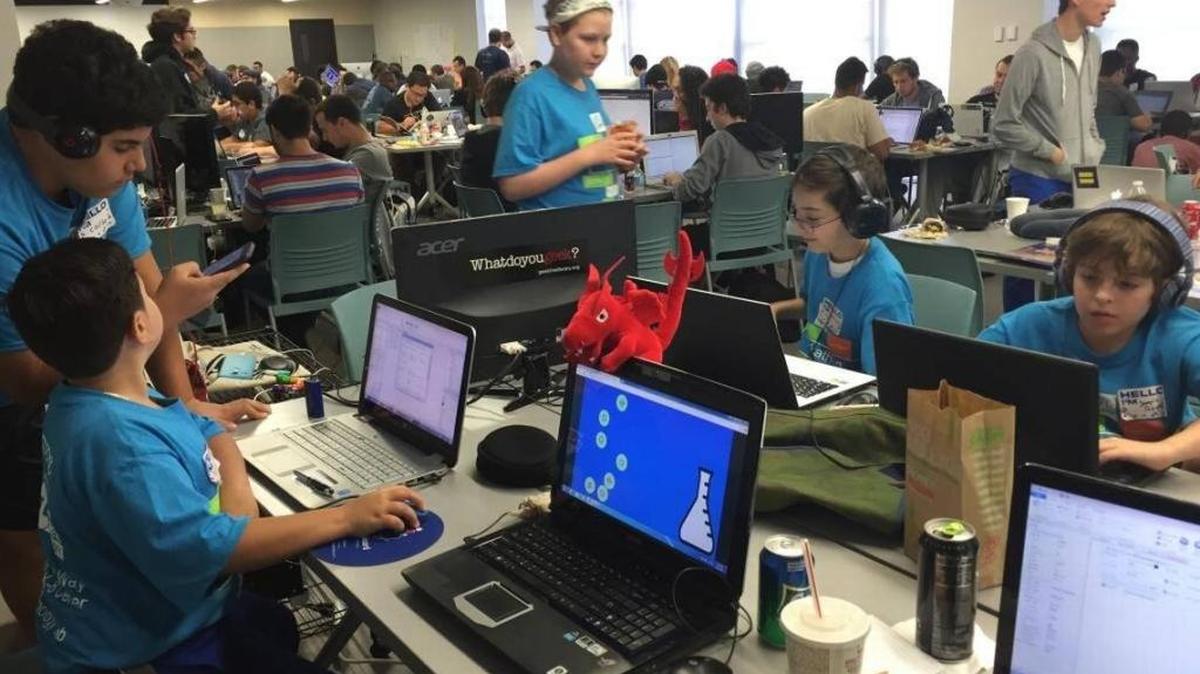 Last year’s eMerge Americas Hackathon drew participants of all ages. It was hosted by Ironhack and the Miami Dade College Idea Center.