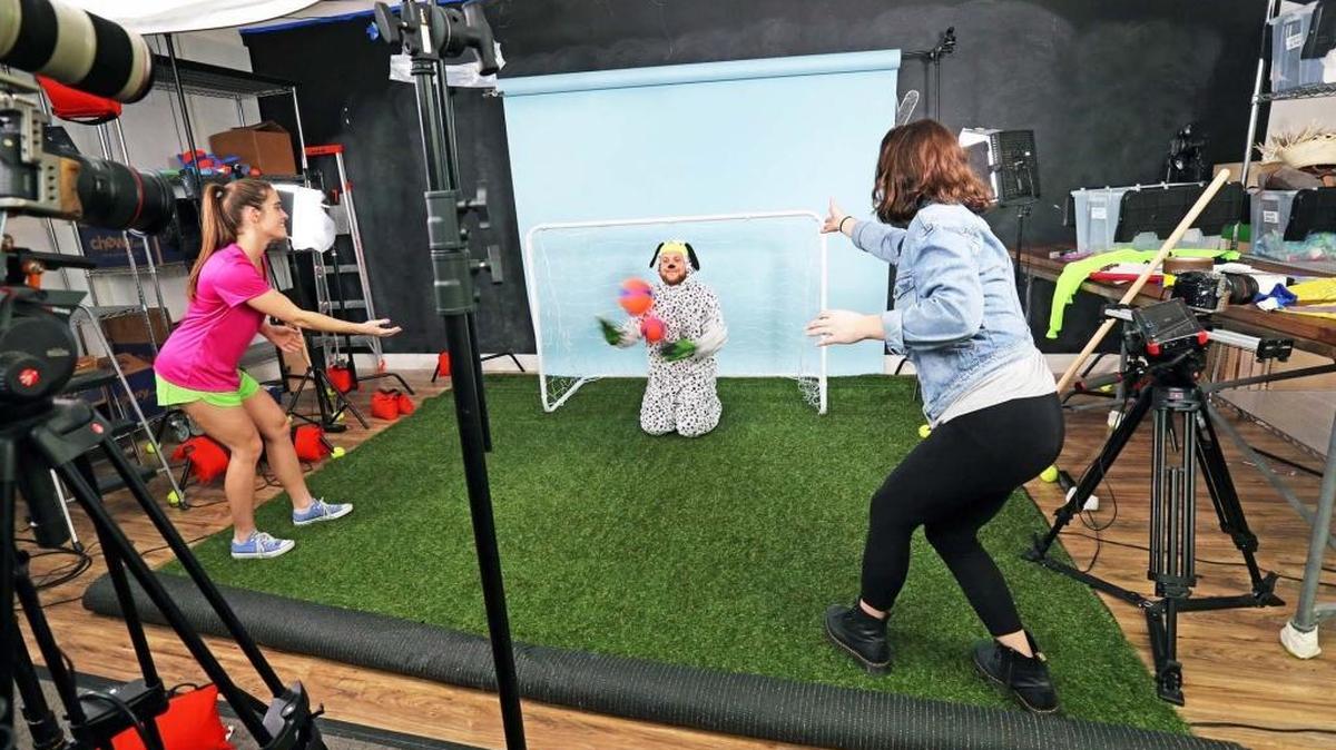 Chewy.com has its own BTS Production Studio, shown in February 2017, that films its own commercials, product shots and animal portraits.