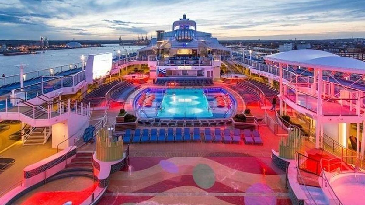 Royal Caribbean International’s Anthem of the Seas’ pool deck.