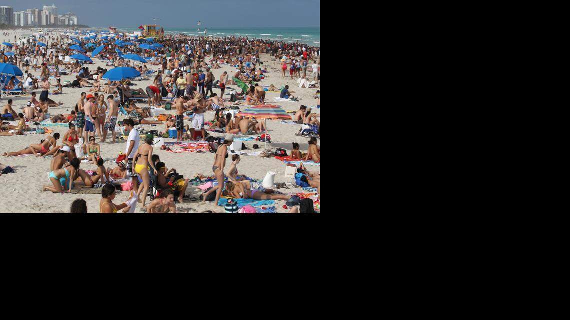 
With South Florida’s upcoming art festivals, the Miami International Boat Show and those wicked snowstorms up north, and local hotels, restaurants — and roadways — are sure to be jammed this Presidents’ Day weekend.
