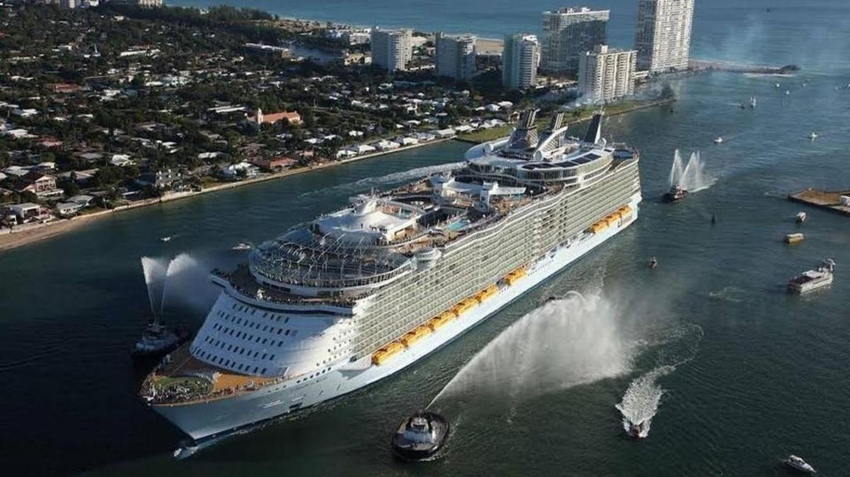 Royal Caribbean International’s Oasis of the Seas entering Port Everglades in Fort Lauderdale.