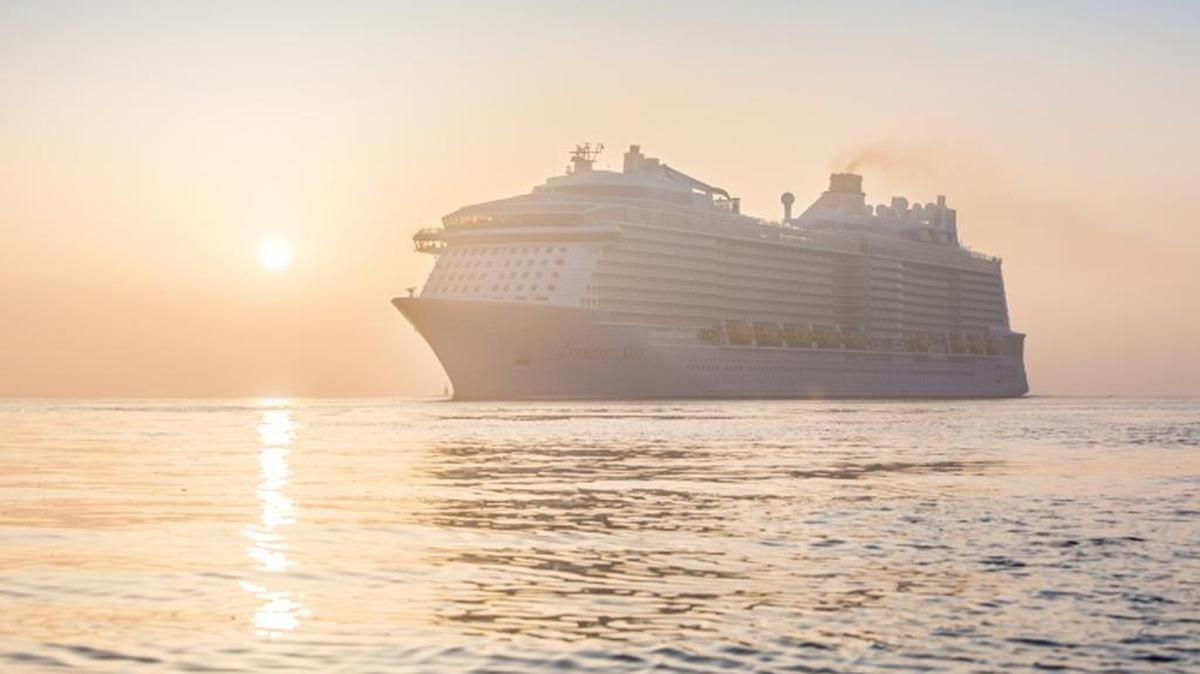 
Anthem of the Seas is shown arriving in Southampton.
