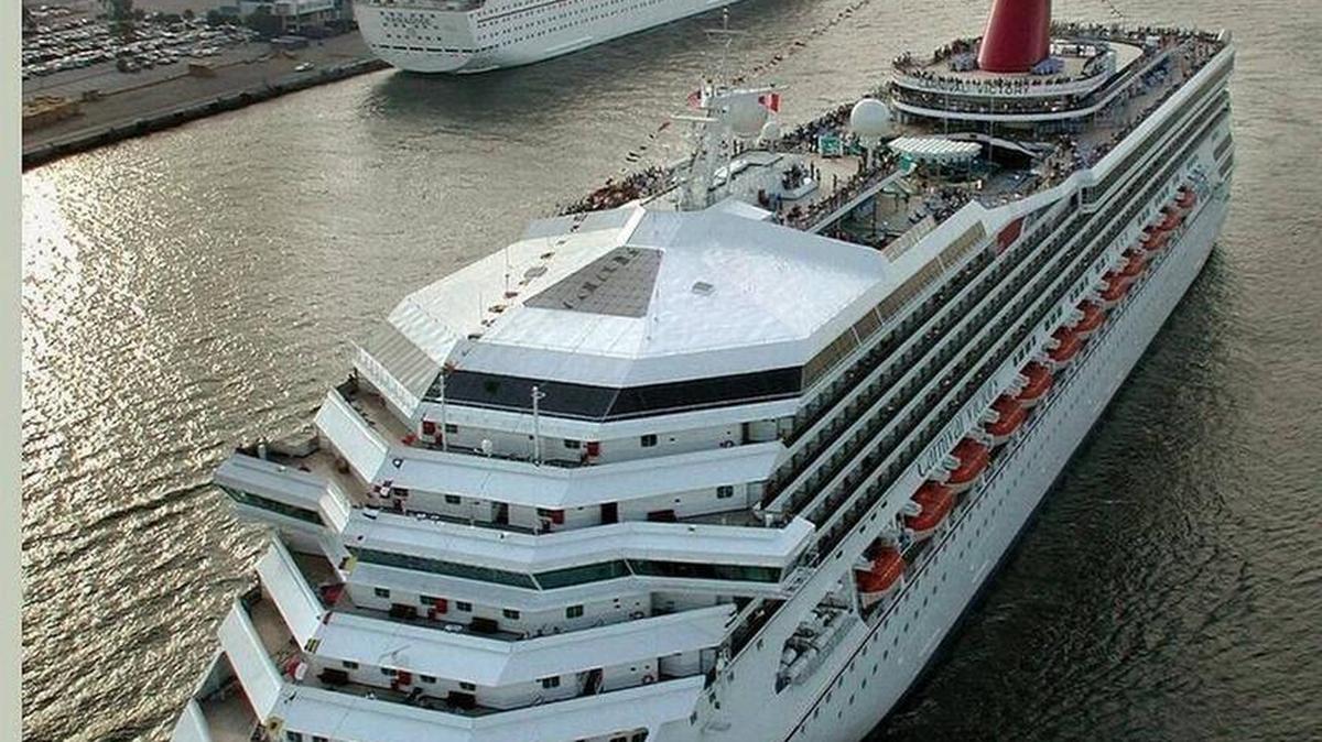 Carnival Victory