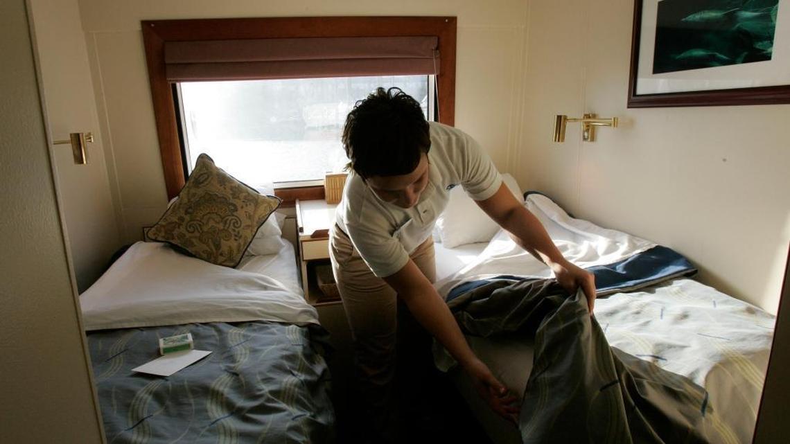 Most mainstream cruise lines bill passengers between $12 and $15 per person, per day for gratuities. Although the payments seem mandatory, passengers are entitled to a fair amount of flexibility that they may not be aware of.