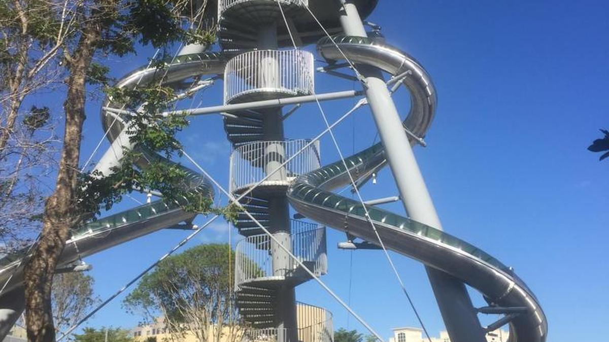 Aventura Slide Tower