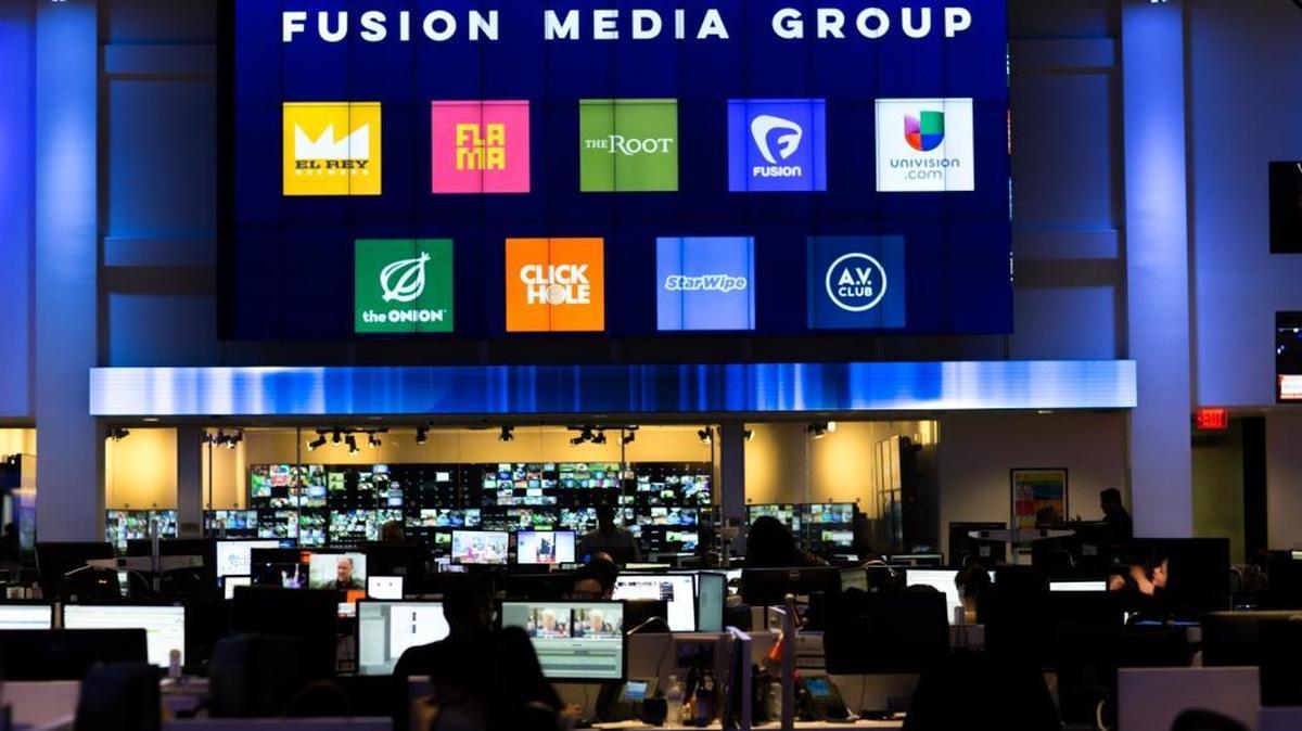 Univision’s Fusion Media Group, comprised of several English-language websites, will add Gawker Media to its roster.