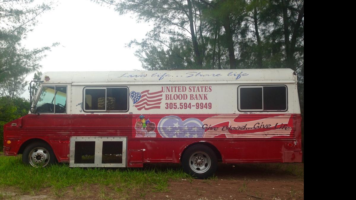 
A U.S. Blood Bank mobile donation vehicle sits idle outside of the company’s offices in Doral after the FDA suspended its license on July 9, 2015.
