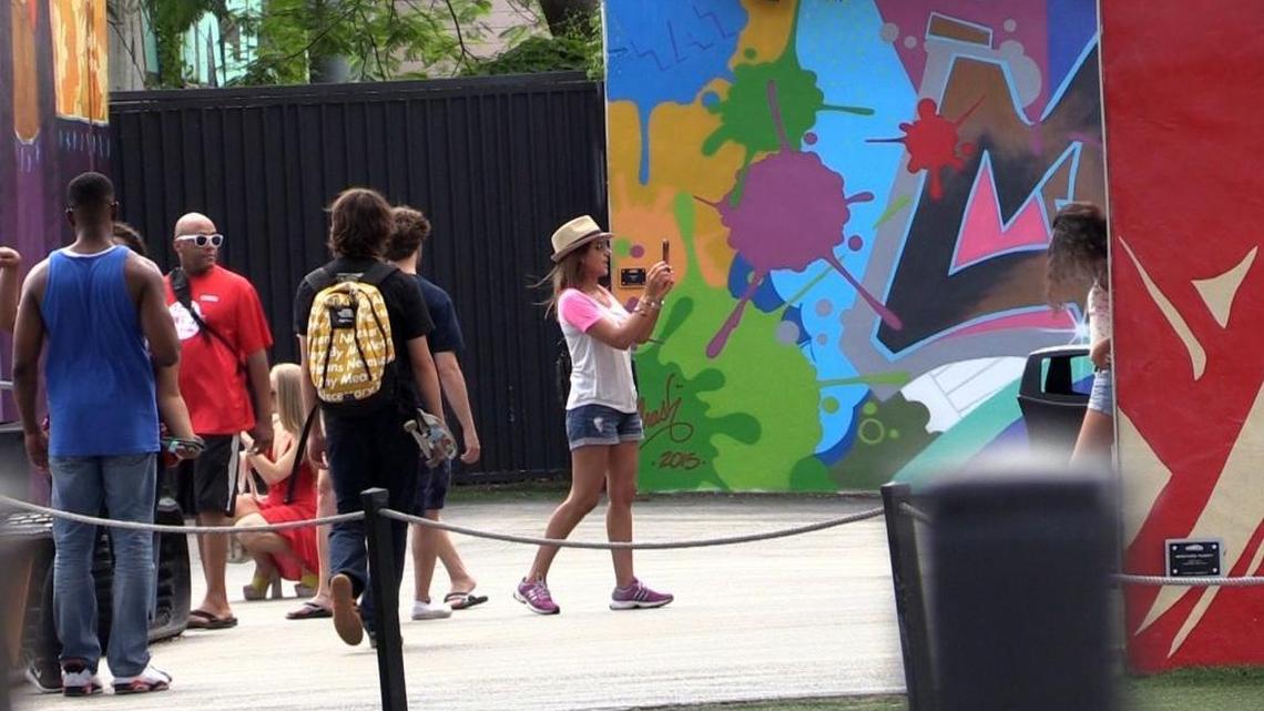 News of 14 cases of the Zika virus in Wynwood did not seem to have steered many from visiting the Wynwood Walls on Monday.