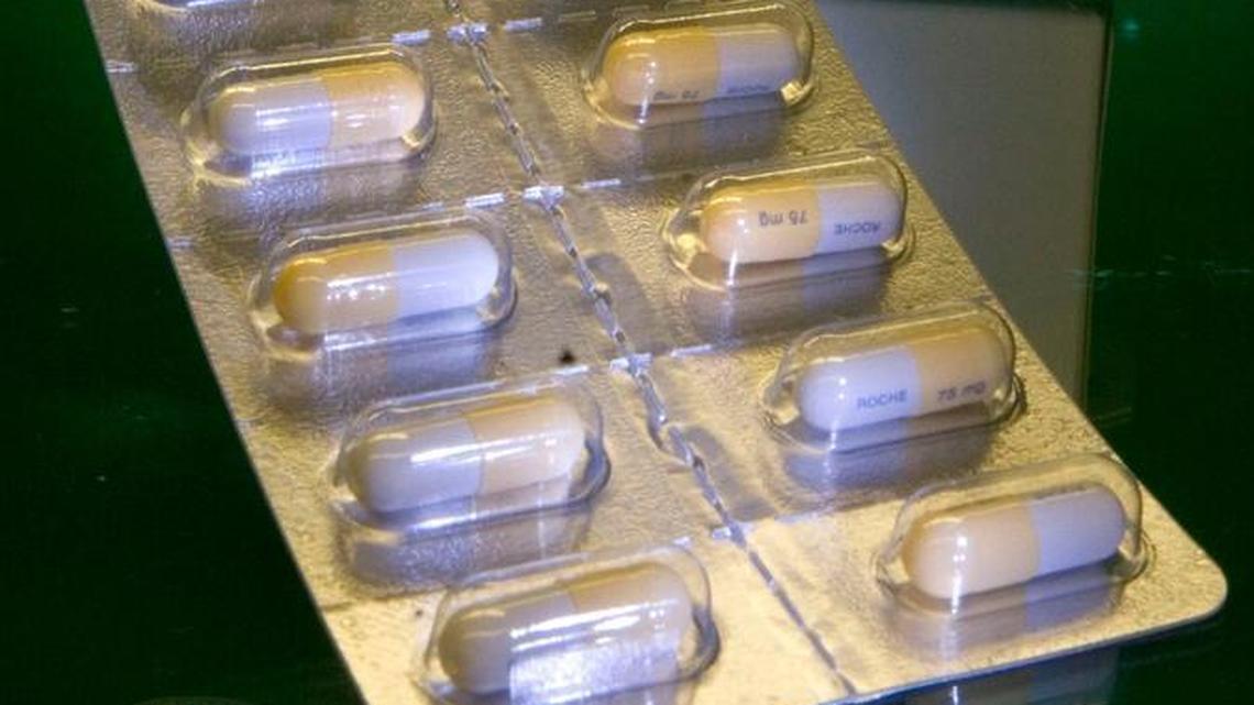 Influenza treatment Tamiflu is shown in this 2006 file photo.