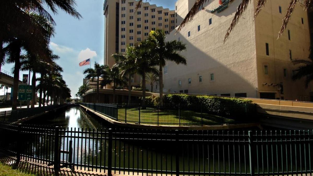 University of Miami Hospital began layoffs this month as part of a restructuring of the UHealth system of medical centers, community clinics and physicians, administrators said. UM declined to say how many employees would lose their jobs, but a spokeswoman said that there are no plans for across-the-board layoffs.
