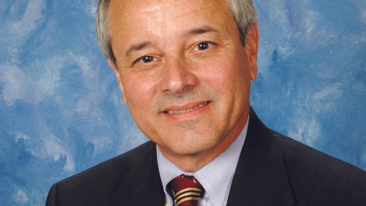Aurelio Fernandez III was named the new CEO of Memorial Healthcare System in South Broward this week following a public search process that lasted several months. Fernandez, formerly the chief operating officer, has been serving as interim CEO since March 1, following the retirement of Memorial Healthcare’s longtime chief executive, Frank Sacco.