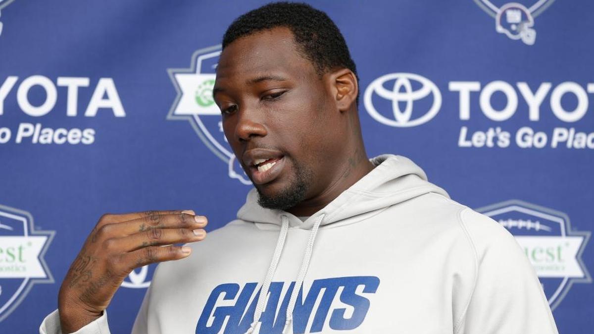 
The New York Giants’ Jason Pierre-Paul had his right index finger amputated at Miami’s Jackson Memorial Hospital following a fireworks accident during the Fourth of July weekend. He’s shown here at a July 2014 press conference in East Rutherford, N.J.
