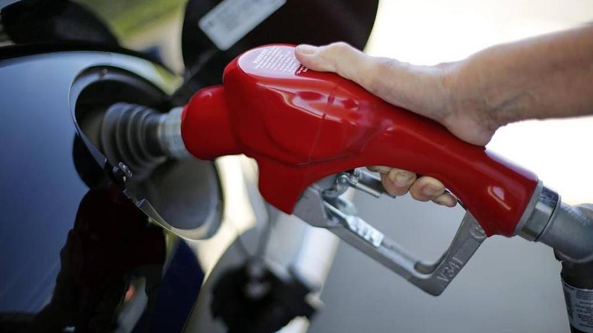Gas prices held steady over the past week in South Florida.