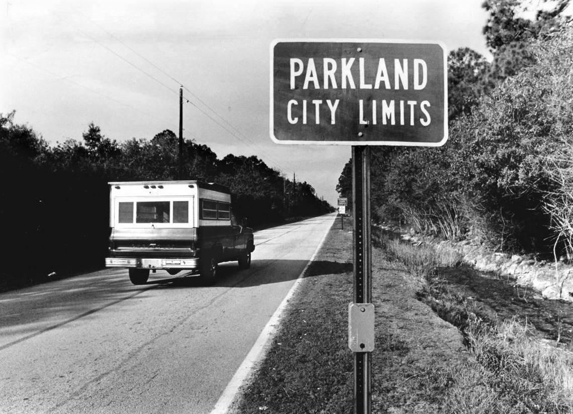 Parkland city limits