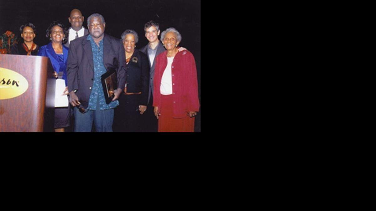 
2006, The Black Archives’ 17
th
 Annual Charter Day Honors Luncheon. From Left to right front: Denise Kelly Johnson, Dorothy Jenkins Fields, Kavin Davis, honoree Purvis Young, Sandra Powell, City Commissioner Marc Sarnoff and Gwendolyn Heastie Welters.
