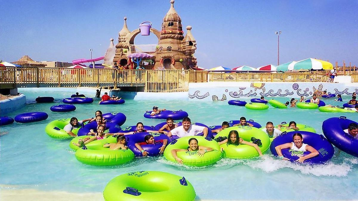 
Schlitterbahn Waterpark on South Padre Island, at the southern tip of Texas, facing the Gulf of Mexico. 
