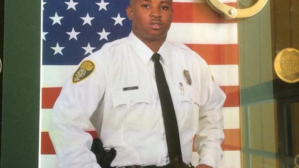 Daveon Hall