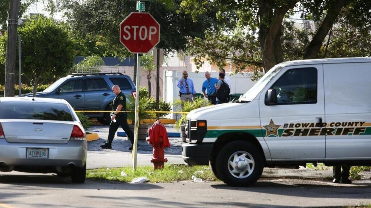 Broward Sheriff’s Office investigates the scene of a shooting on the 2800 block on Broward Boulevard on Wednesday, July 5, 2017.
