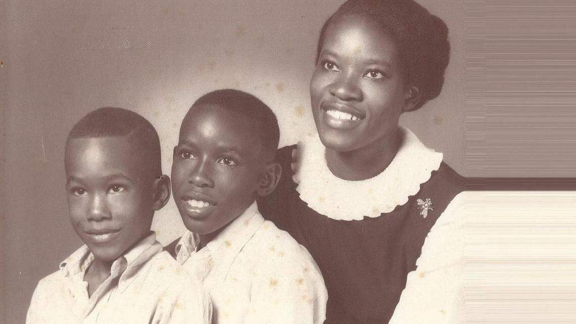 Bea Hines with her two sons in 1969, three years after she started working with the Miami Herald. From left, Shawn, 6, and Rick, 9.