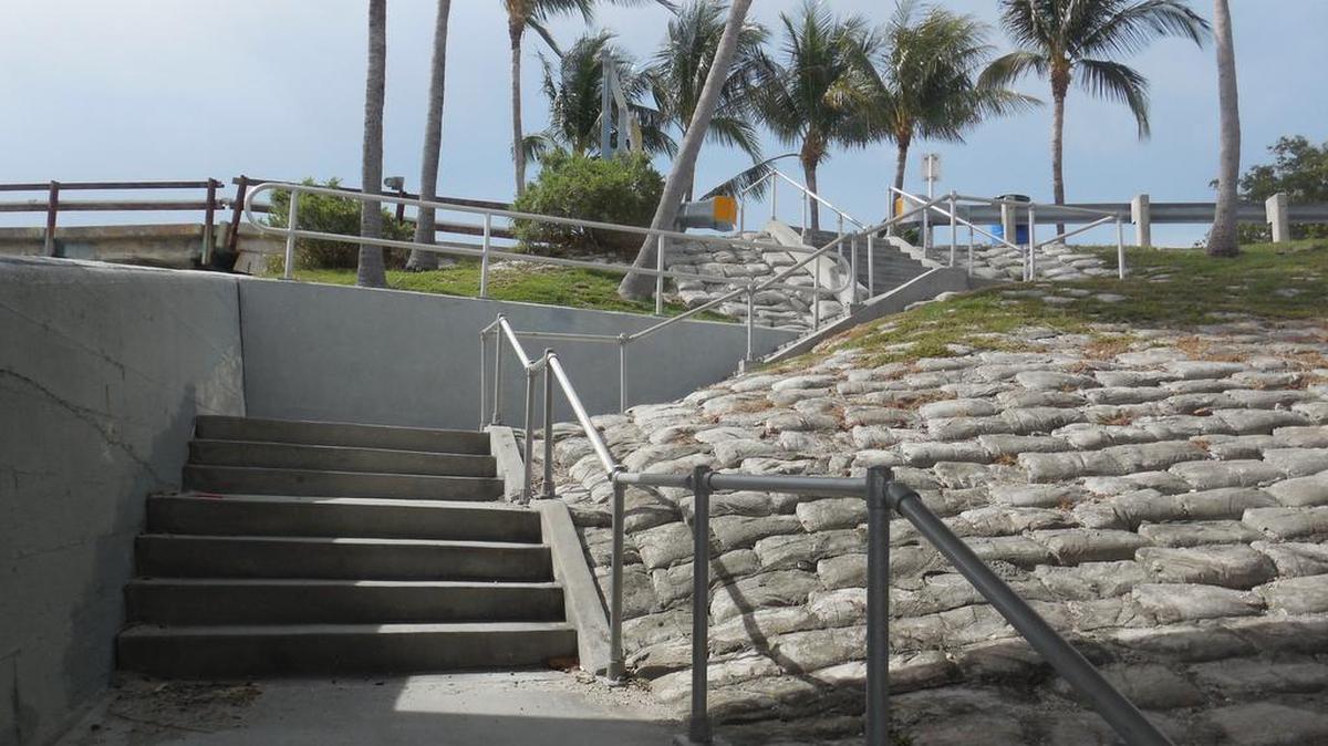 This is the underpass going from the old Seven Mile Bridge (at the top) under the new span.