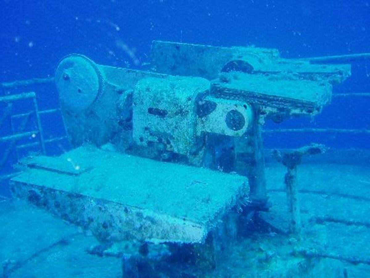 This photo from October 2009 shows algae growing on the USS Vandenberg, which was sunk as an artificial reef in May 2009.