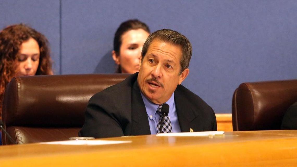 
Miami-Dade Commissioner Jose Pepe Diaz discusses the creation of an identification card for county residents. Miami-Dade commissioners unanimously approved a resolution. Mayor Carlos Gimenez has until December to present a report and an implementation plan for the program to the commission.
