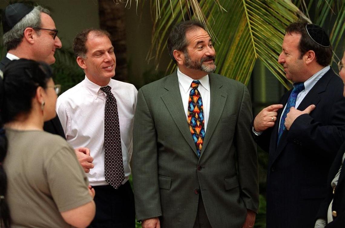 October 2000: Mary Coombs, Robert Glazier, Alan Mason, Rabbi Jeffery A. Kahn and Marc Levin of Temple Israel of Greater Miami launch Ru’ach, a fellowship for LGBT synagogue members.